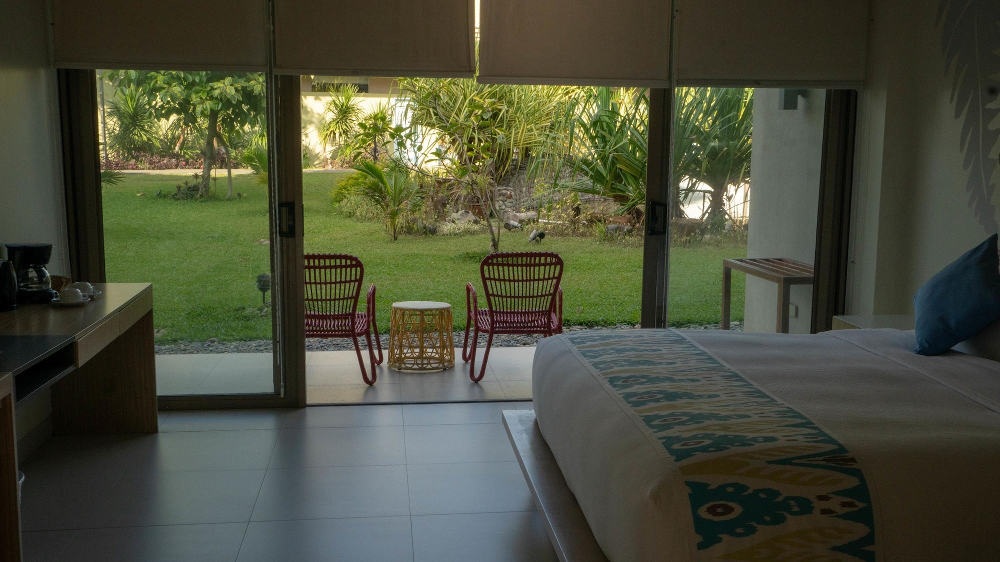 Costa Pacifica Resort Baler Extérieur photo