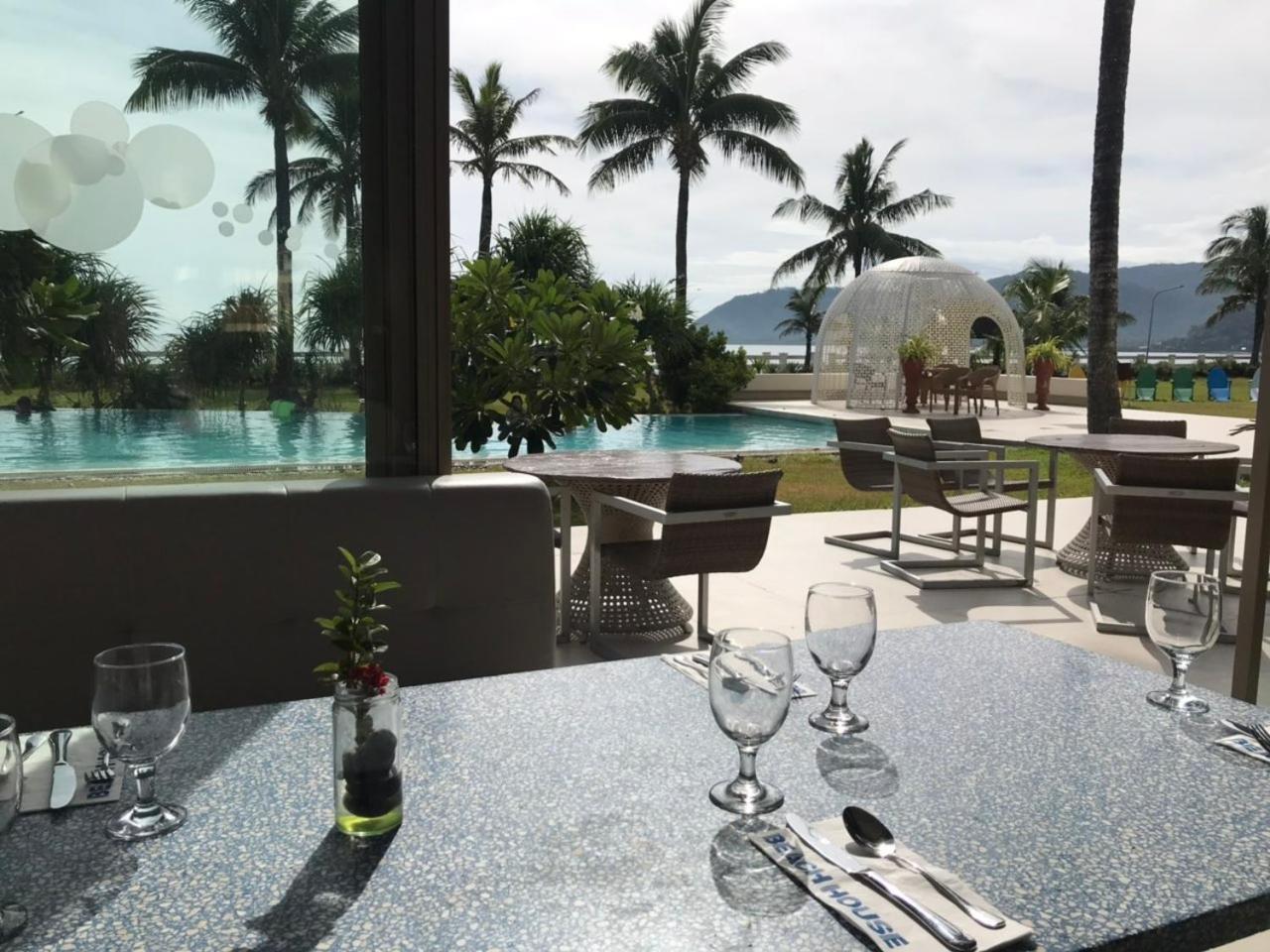 Costa Pacifica Resort Baler Extérieur photo