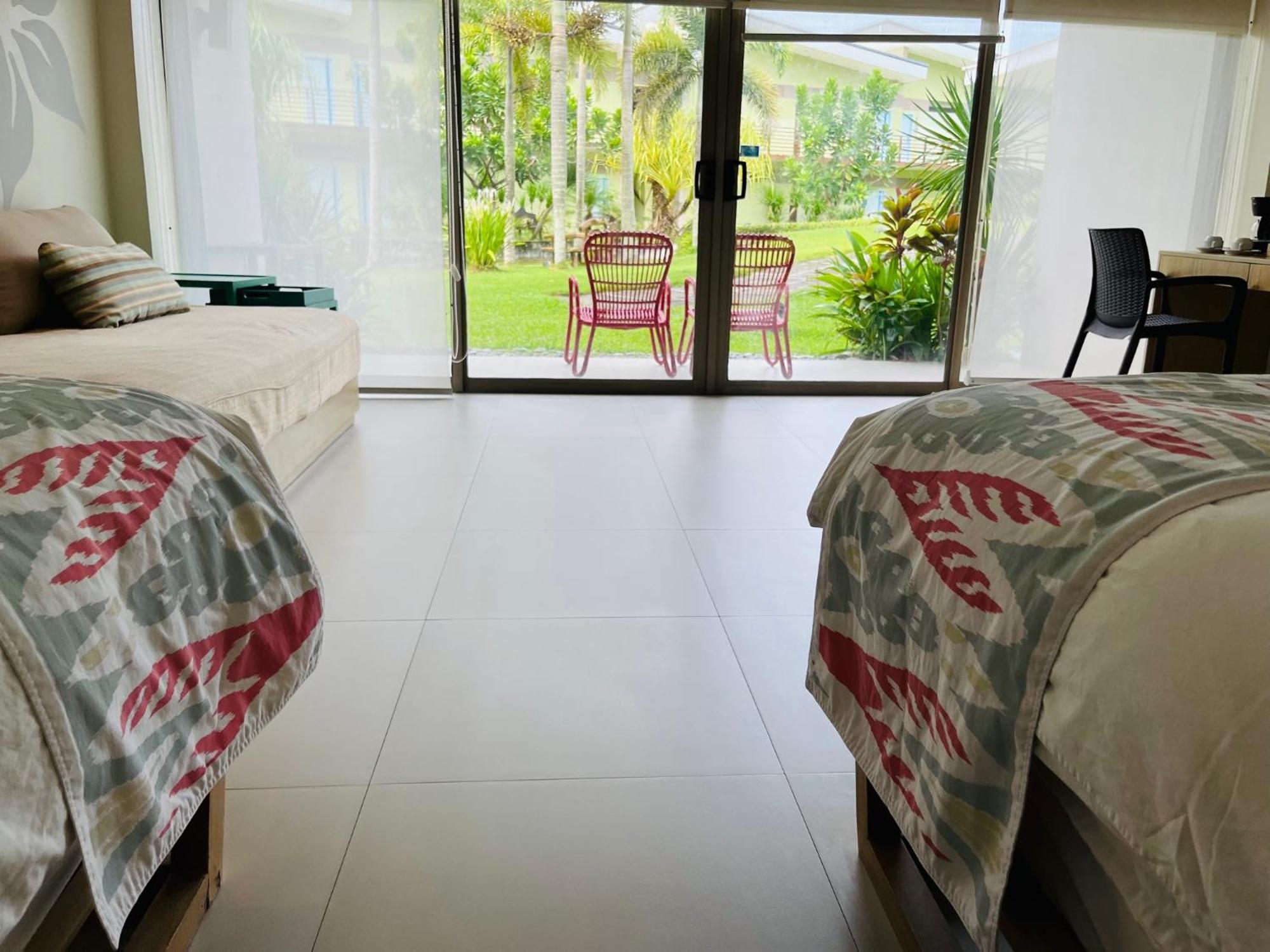 Costa Pacifica Resort Baler Extérieur photo