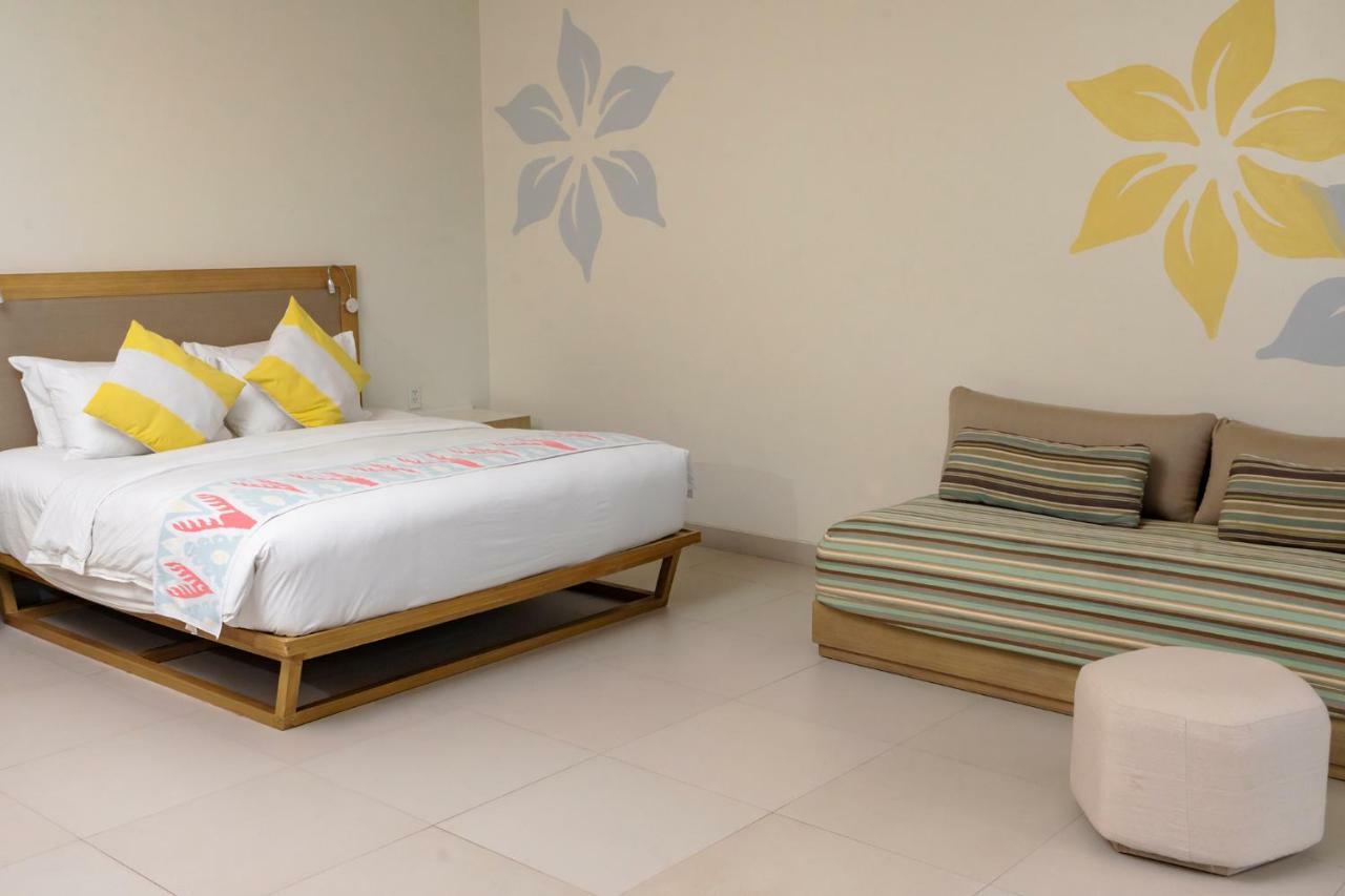 Costa Pacifica Resort Baler Extérieur photo