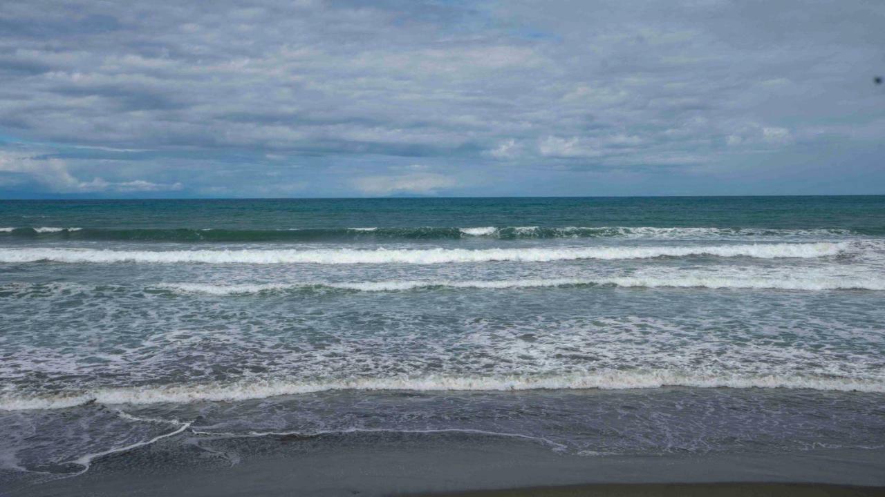 Costa Pacifica Resort Baler Extérieur photo